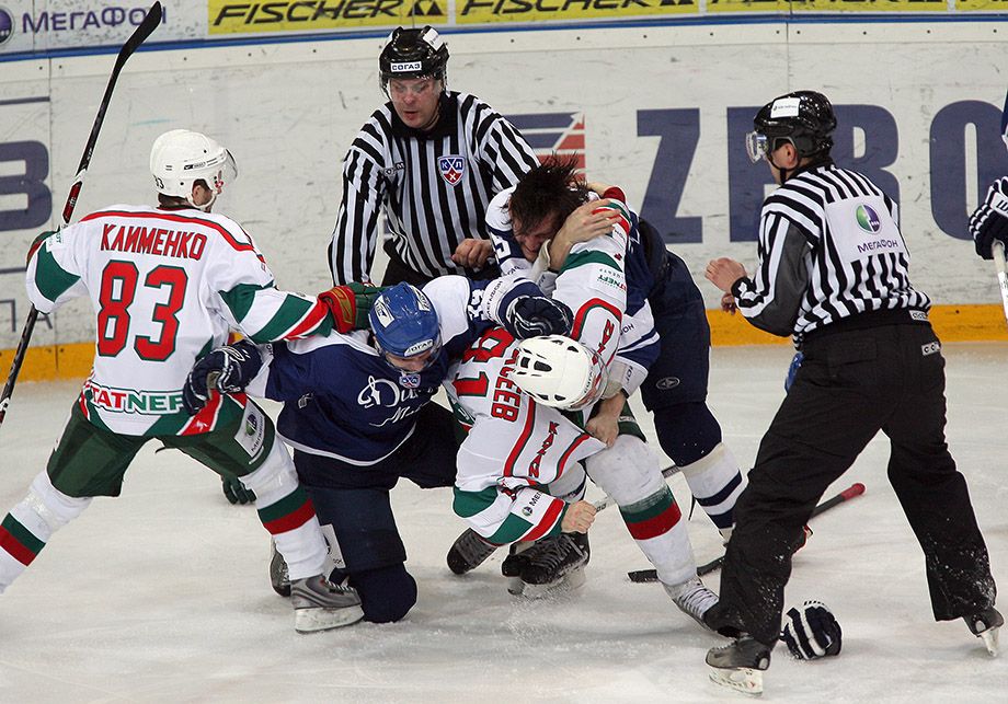 Первая встреча соперников в плей-офф КХЛ в 2009-м