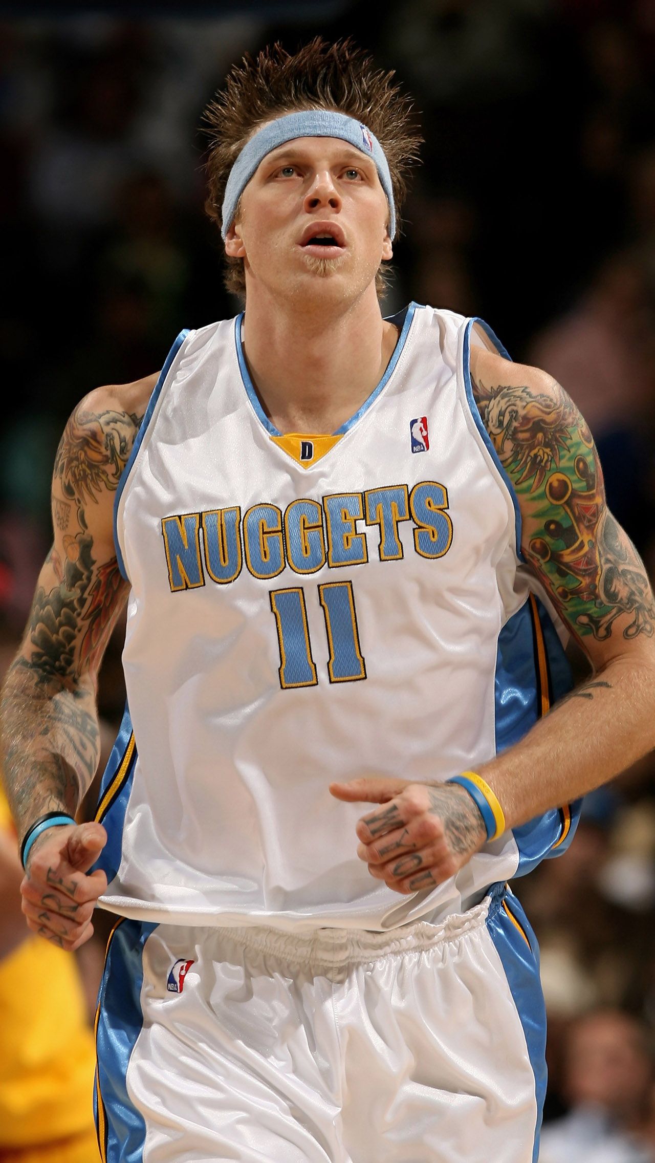 В 2008-м Бёрдмэн вернулся в НБА и «Денвер» в новом образе – покрылся татуировками и сменил причёску на ирокез. Он подписал с командой контракт на пять лет, но в 2012-м был отчислен. 