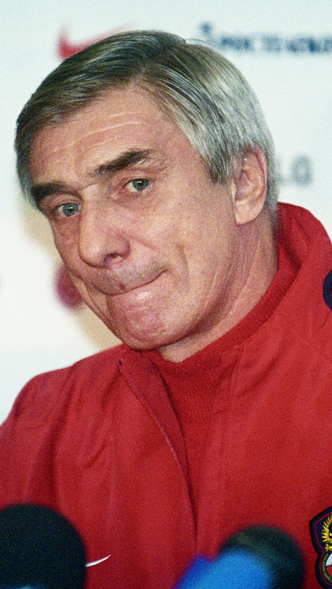 С 2003 по 2005 год Ярцев тренировал сборную России. Под его руководством команда отобралась на Евро-2004, где не вышла из группы. А потом было поражение в Португалии со счётом 1:7. Ярцев тогда покинул поле прямо во время матча.
