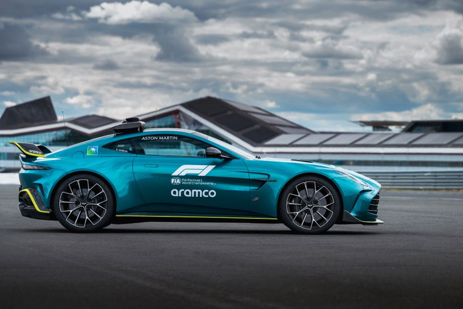 Aston Martin Vantage S
