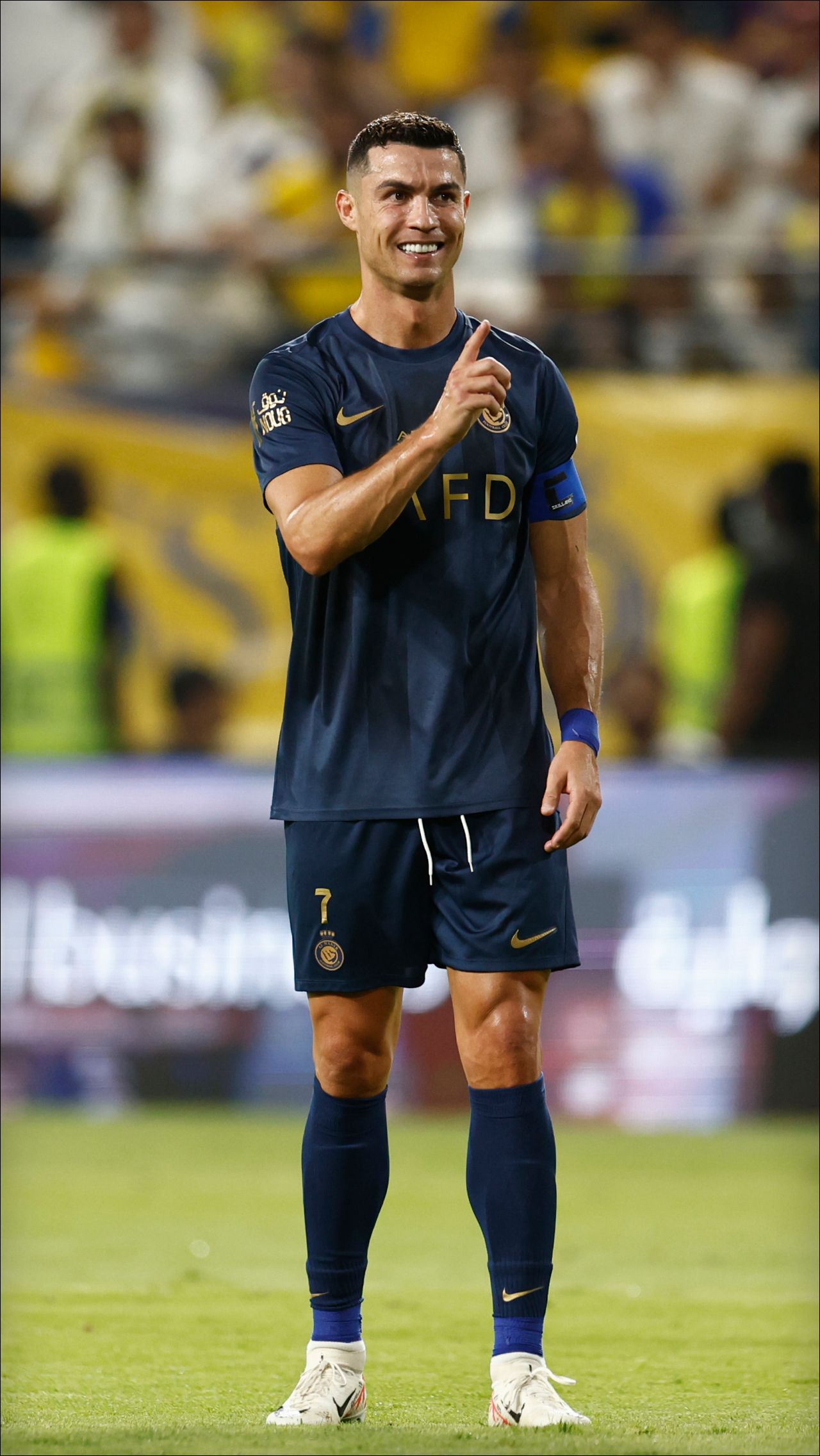 Роналду — в топ-5 футболистов по числу игр за карьеру
