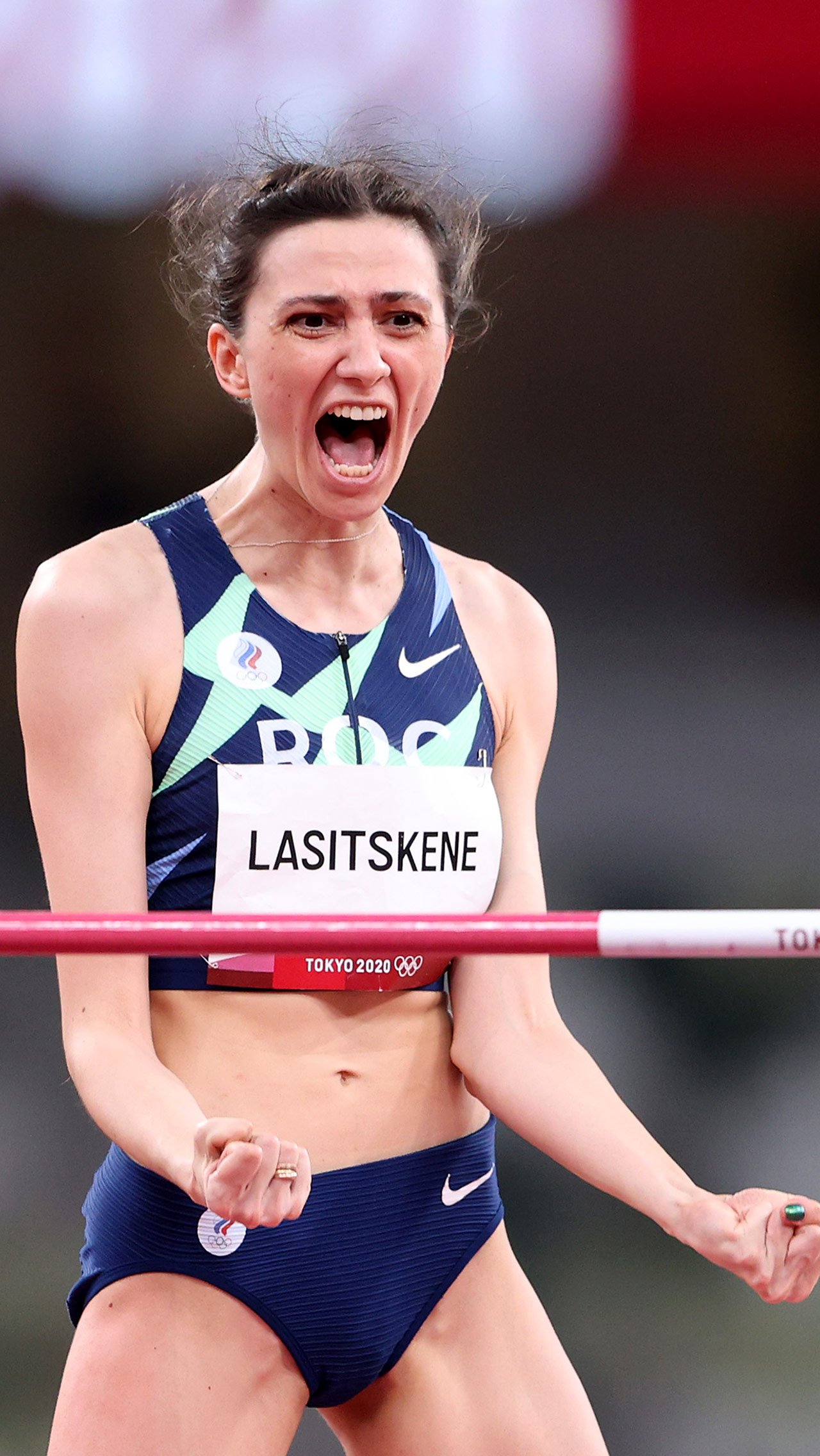 Первая в истории трёхкратная чемпионка мира в прыжках в высоту Мария Ласицкене наконец-то выиграла золото Олимпиады! И это несмотря на травму и трудности с нейтральным статусом!