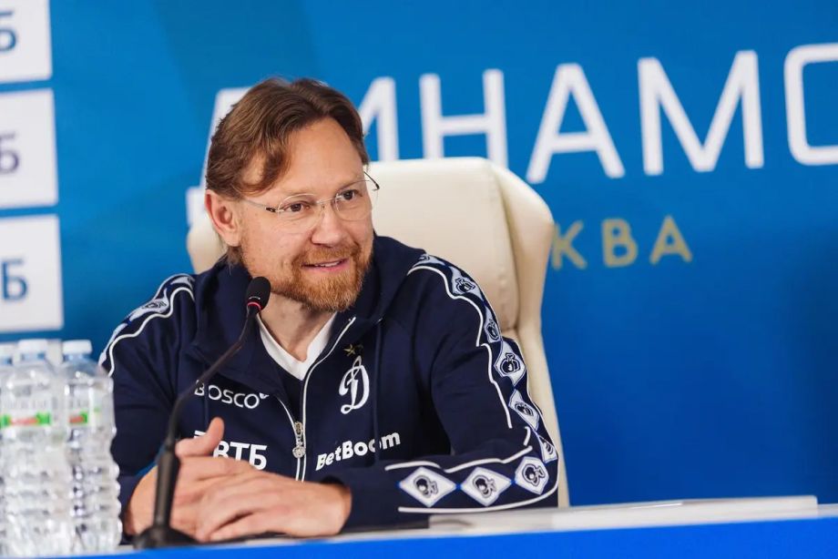 Валерий Карпин в «Динамо» Валерий Карпин в «Динамо»