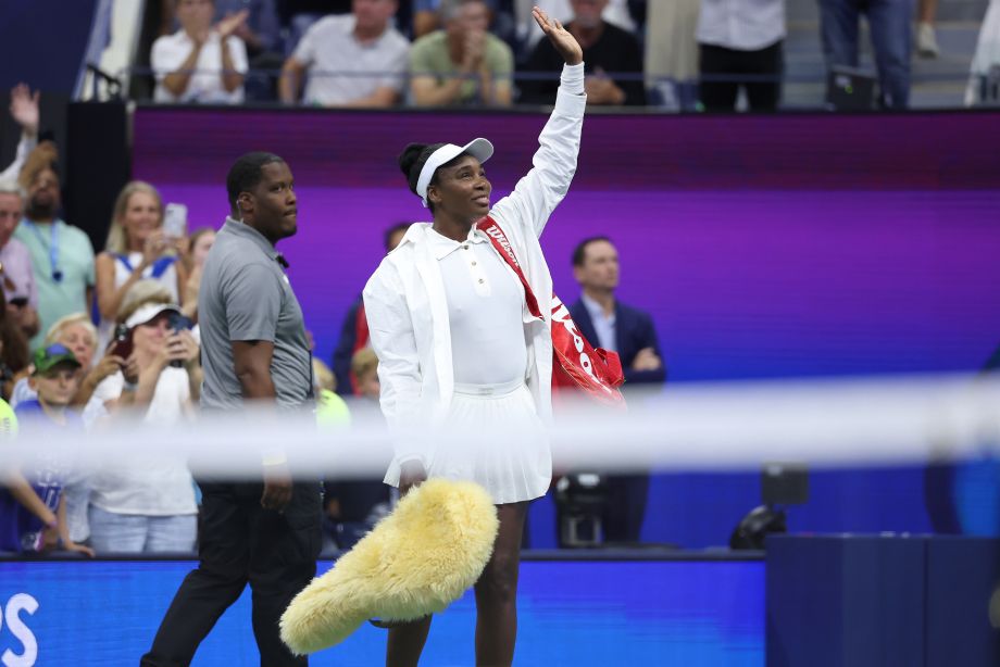 Винус Уильямс с рюкзаком в виде ракетки на US Open