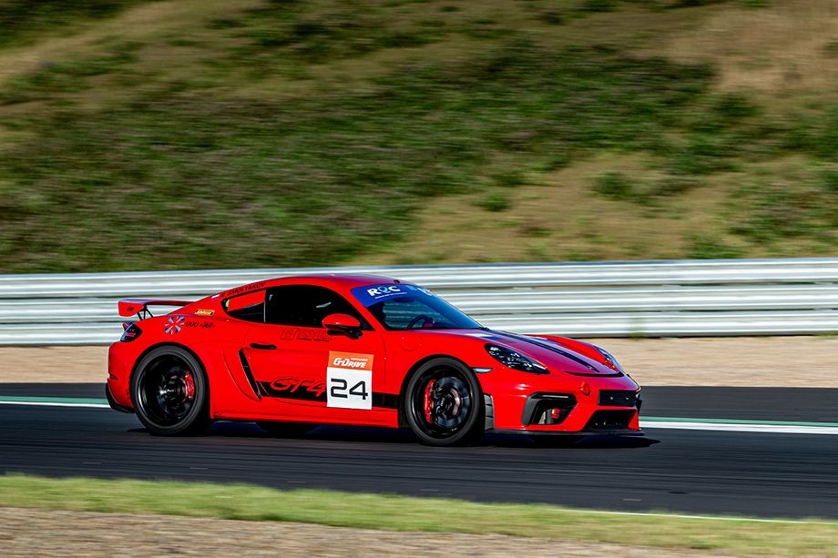 Porsche 718 Cayman GT4 Porsche 718 Cayman GT4