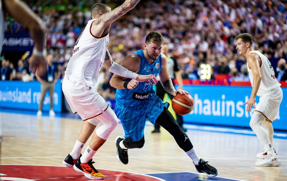 Звезда НБА Лука Дончич судится с матерью за товарный знак