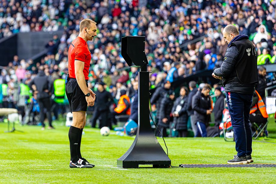 Антон Фролов