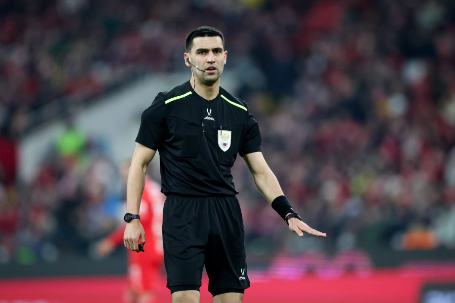 Судья Инал Танашев в матче «Спартак» — «Акрон»