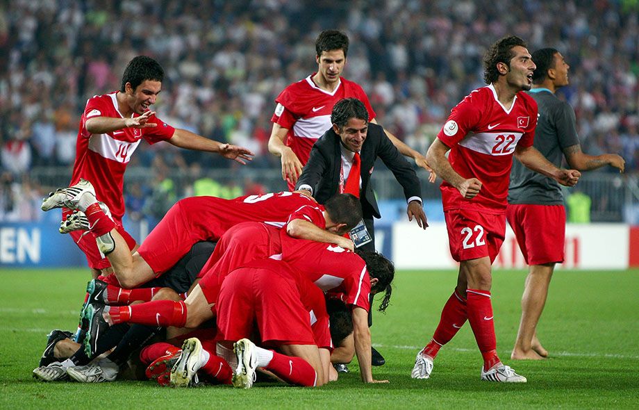 Матч 2008 года. Турция евро 2008. Евро 2008 матчи. Евро 2008 по футболу. Полуфинал футбол.