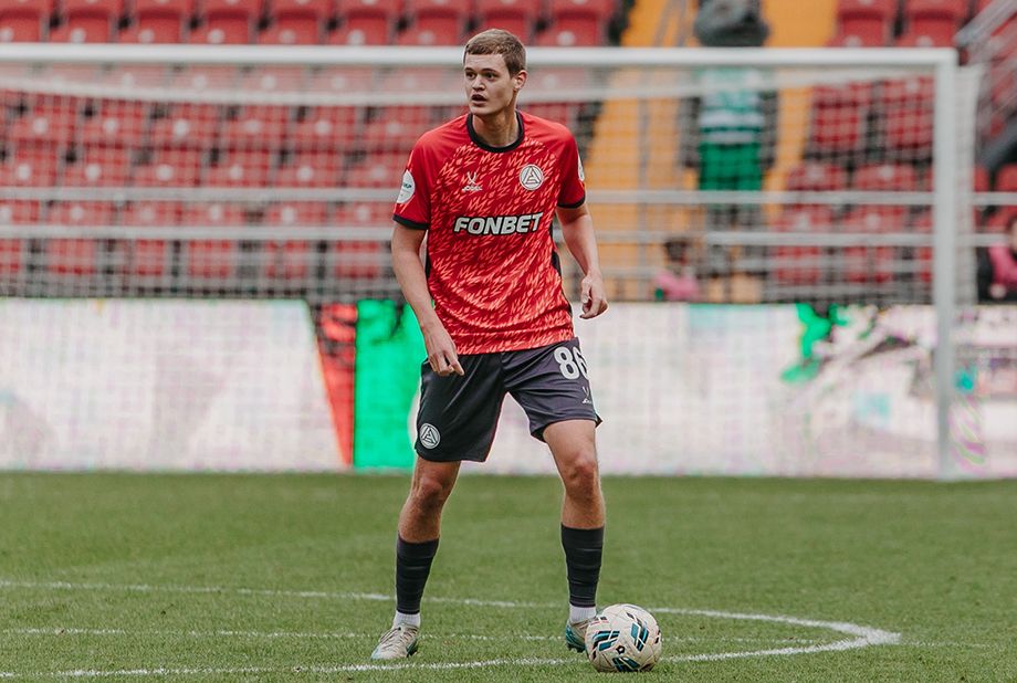 Илья Агапов