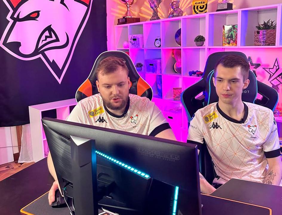 Состав Virtus.pro по «радуге» страдает от нехватки стабильности — будем надеяться, что сейчас они в хорошей форме Состав Virtus.pro по «радуге» страдает от нехватки стабильности — будем надеяться, что сейчас они в хорошей форме
