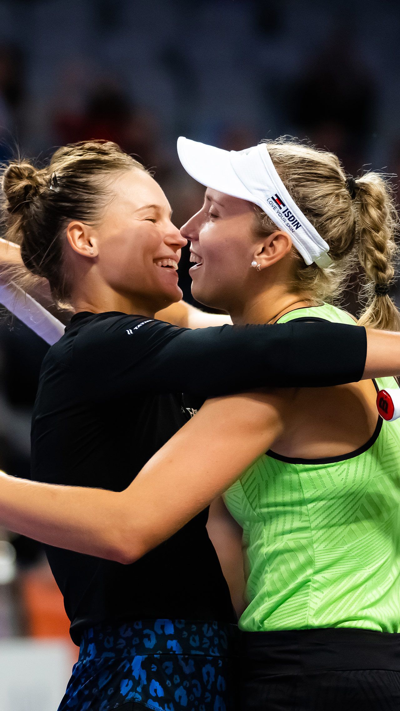 Яркая победа в финале парного Итогового турнира WTA c Мертенс