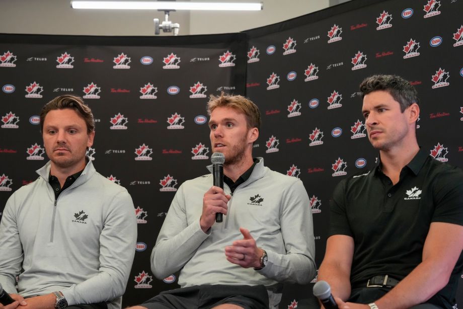 Коннор Макдэвид в лагере сборной