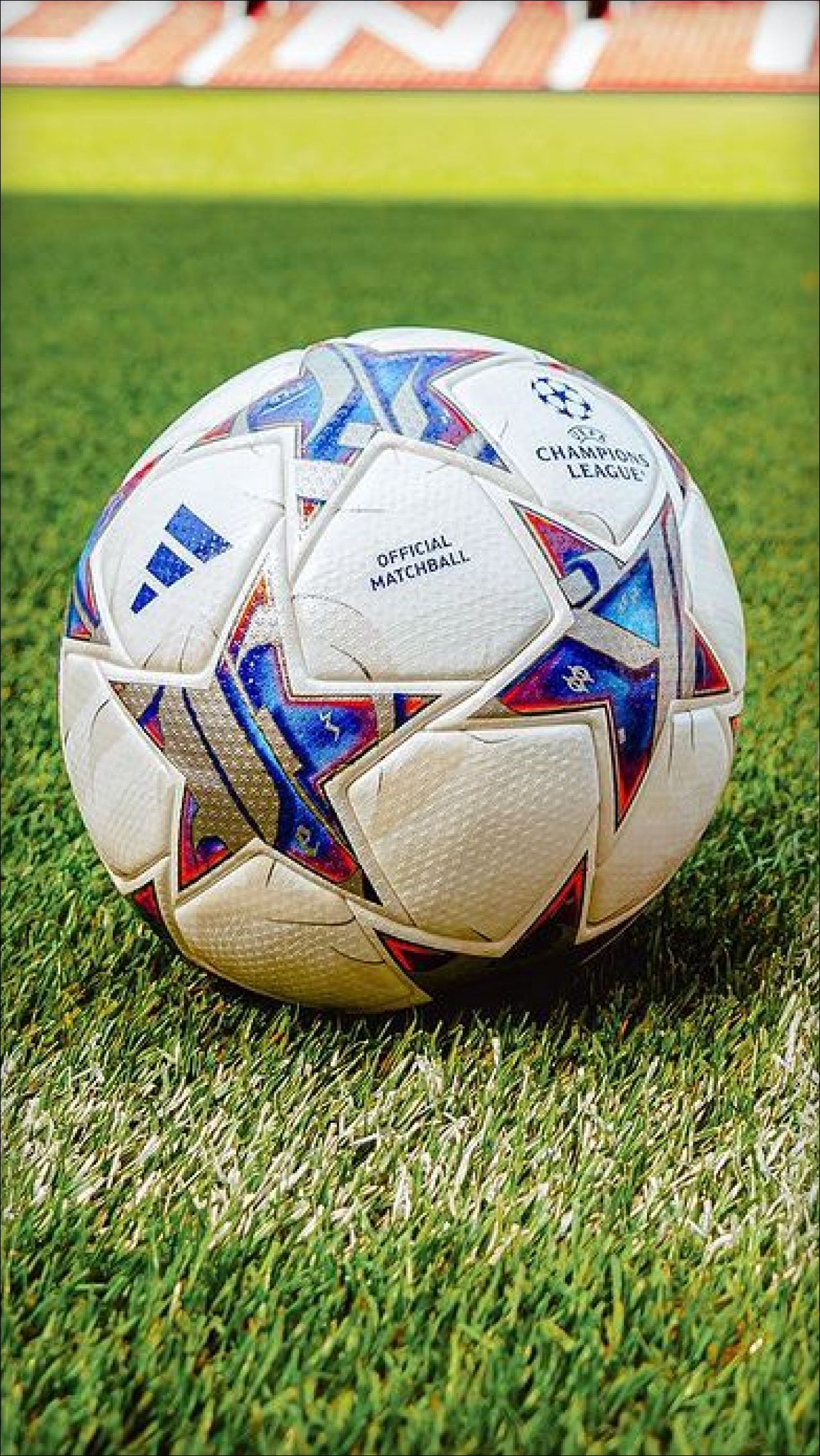 УЕФА представил мячи Лиги чемпионов