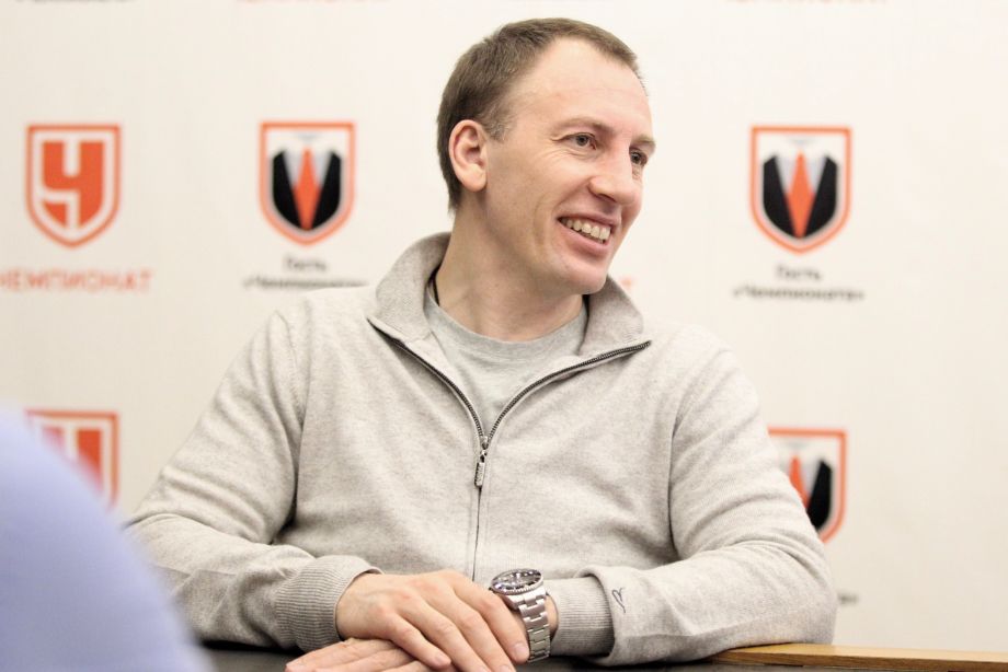 Александр Черных