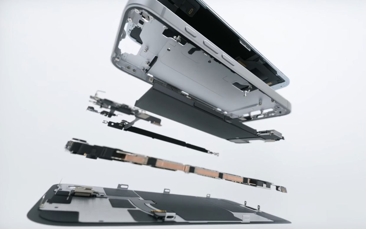 iPhone 16e