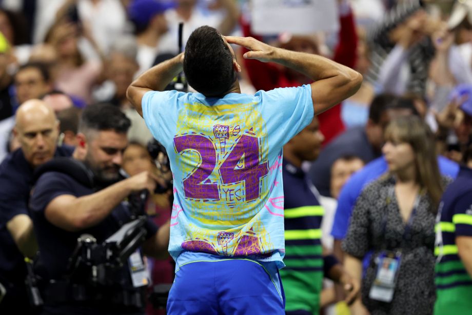 Новак Джокович надел футболку в честь Коби Брайанта после победы на US Open: почему легенда баскетбола важен для него