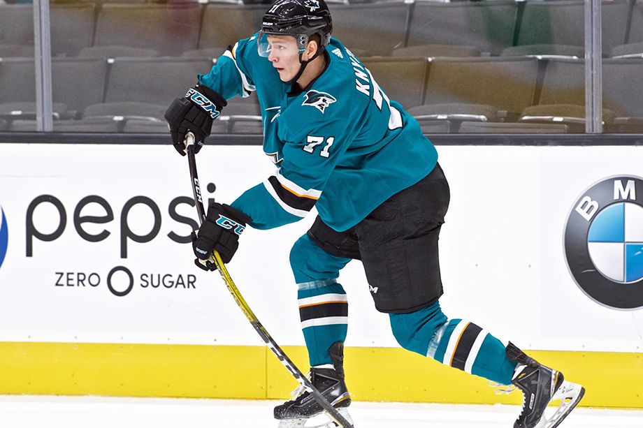 Самый невезучий русский хоккеист получил новую травму, карьера Николая Кныжова под вопросом, кто такой Кныжов в НХЛ