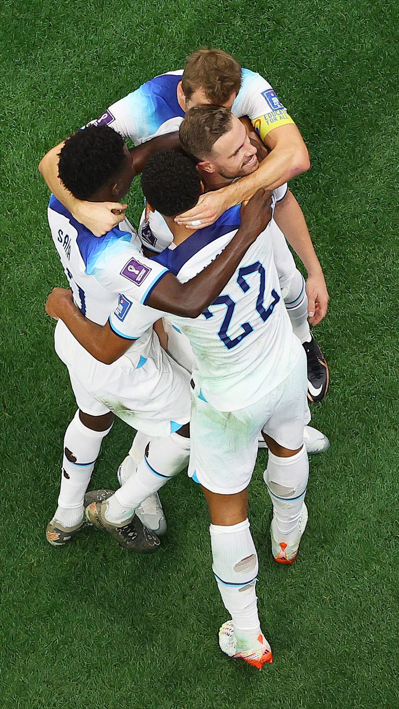 Топ-5 интриг матча 1/4 финала Франция — Англия