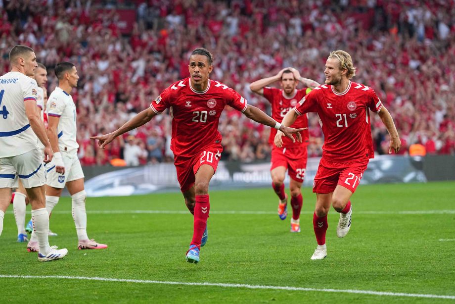 Дания — Сербия — 2:0 Дания — Сербия — 2:0