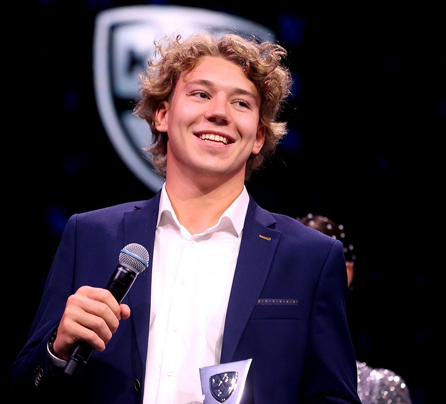 The best rookie of the past season in the KHL - Avangard forward Arseniy Gritsyuk The best rookie of the past season in the KHL - Avangard forward Arseniy Gritsyuk