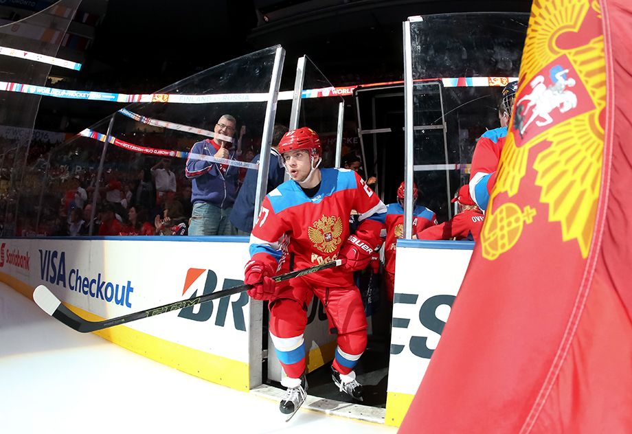 Почему НХЛ не изолирует российских хоккеистов, как в НХЛ относятся к русским, Овечкин, Малкин, Капризов
