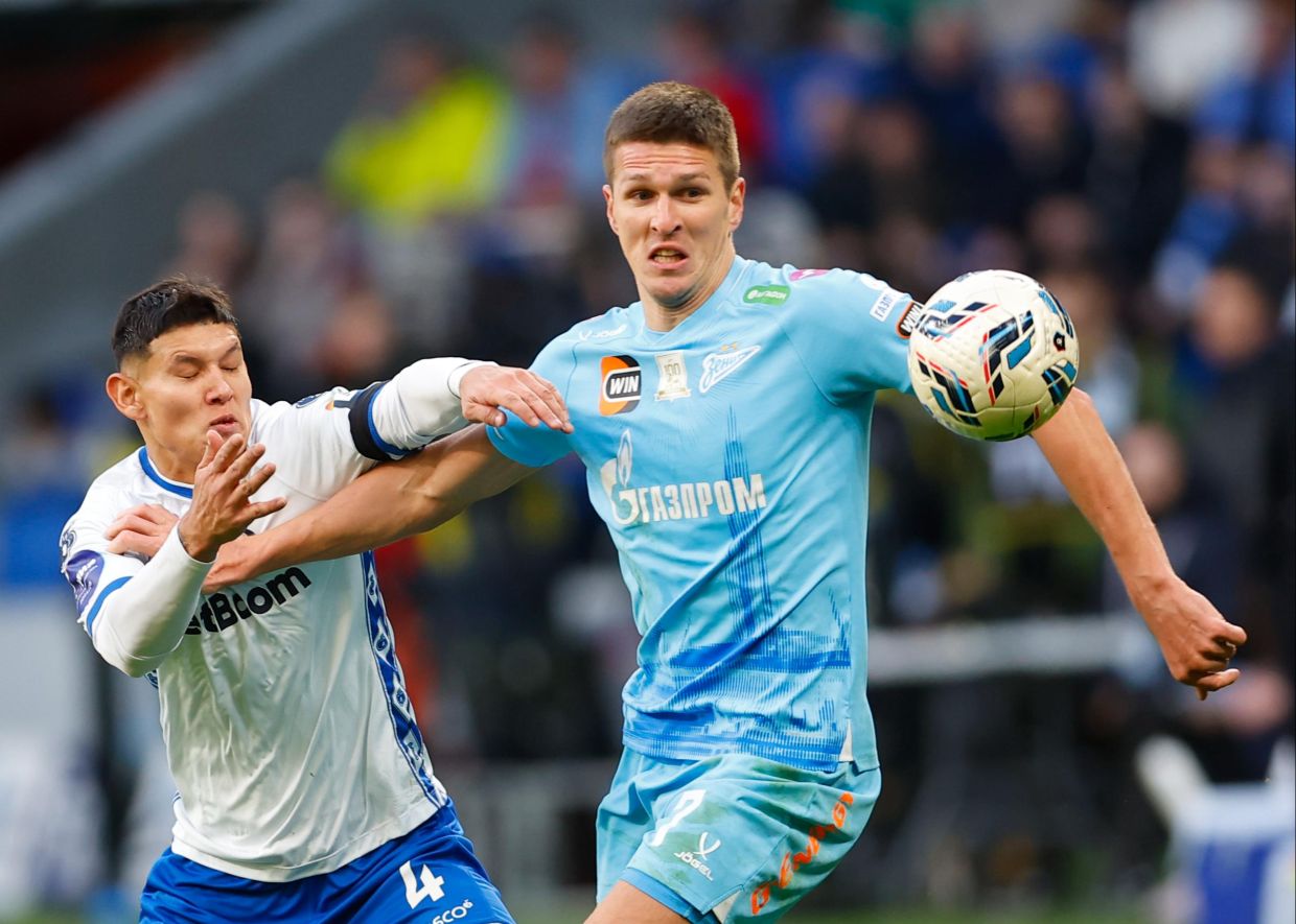 Александр Соболев (справа) очень полезен весной