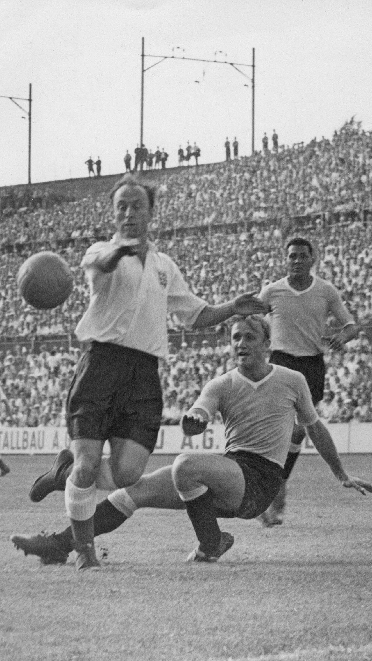 ЧМ-1954: Швейцария оступилась в четвертьфинале