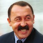 Валерий Газзаев