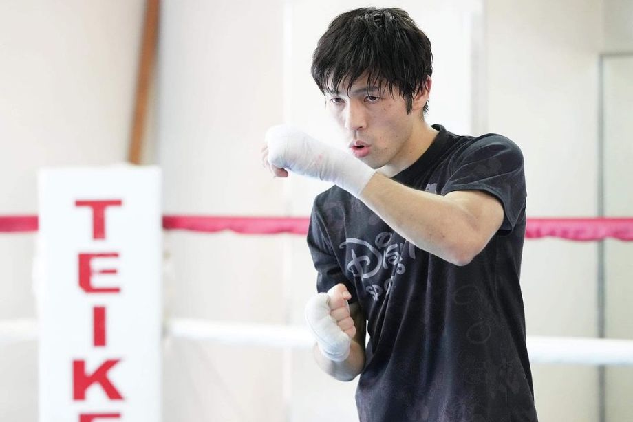 Артём Далакян — Сеиго Акуи, турнир по боксу в Японии, результат, кто победил, как закончился бой, обзор поединка
