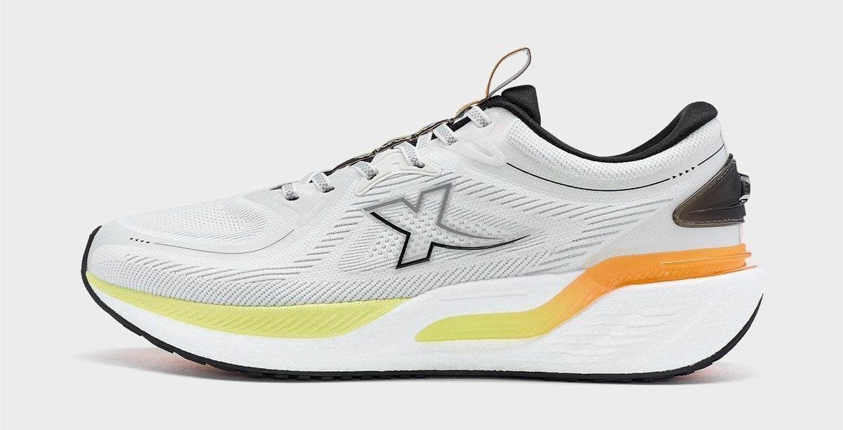 Кроссовки Xtep Running Shoes, 10 900 РУБ. / Nonconform