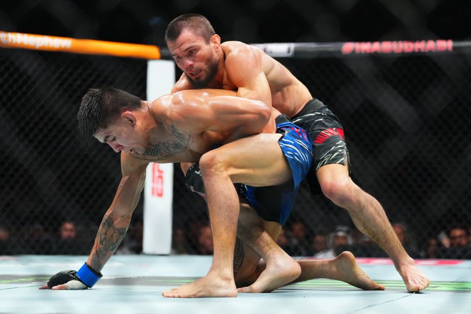 Марио Баутиста и Умар Нурмагомедов