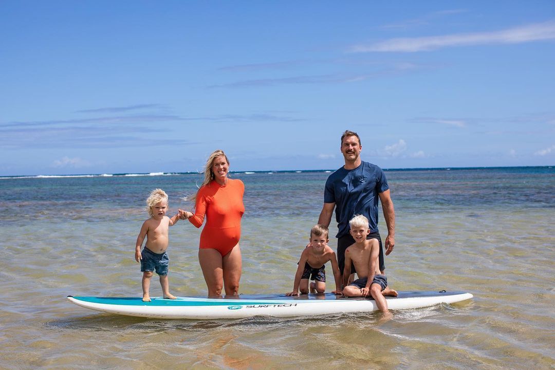 Бетани со своей семьёй