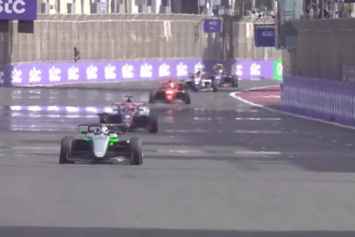 Формула-1, Гран-при Саудовской Аравии 2024 года 9 марта — онлайн-трансляция, фото, новости