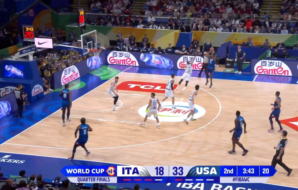 Трёхочковый Микала Бриджеса