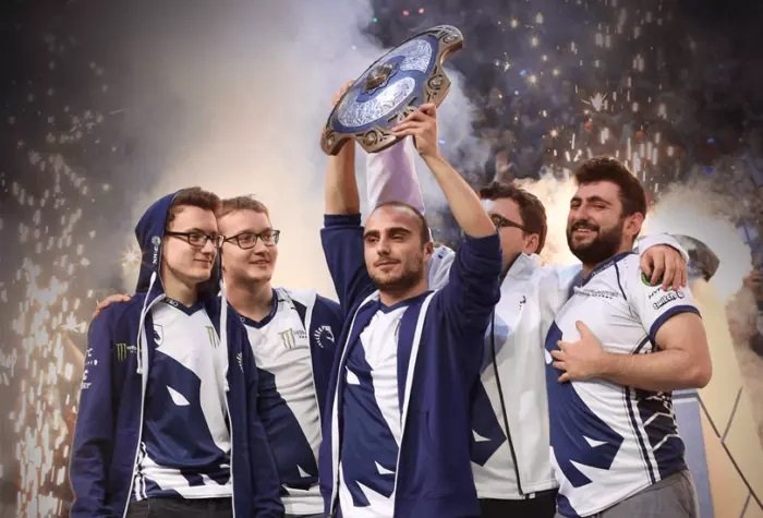 Победители The International 7 — Team Liquid Победители The International 7 — Team Liquid