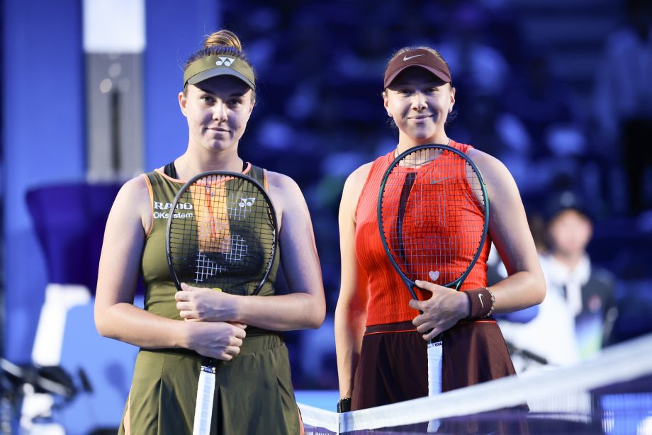 Линда Носкова и Аманда Анисимова перед финалом