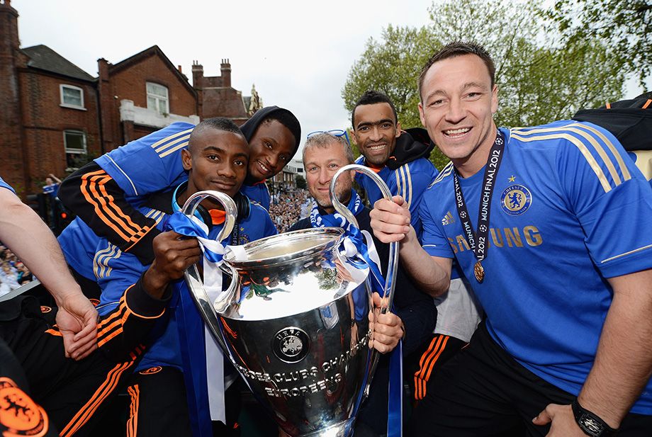 Роман Абрамович и его «Челси» с кубком Лиги чемпионов