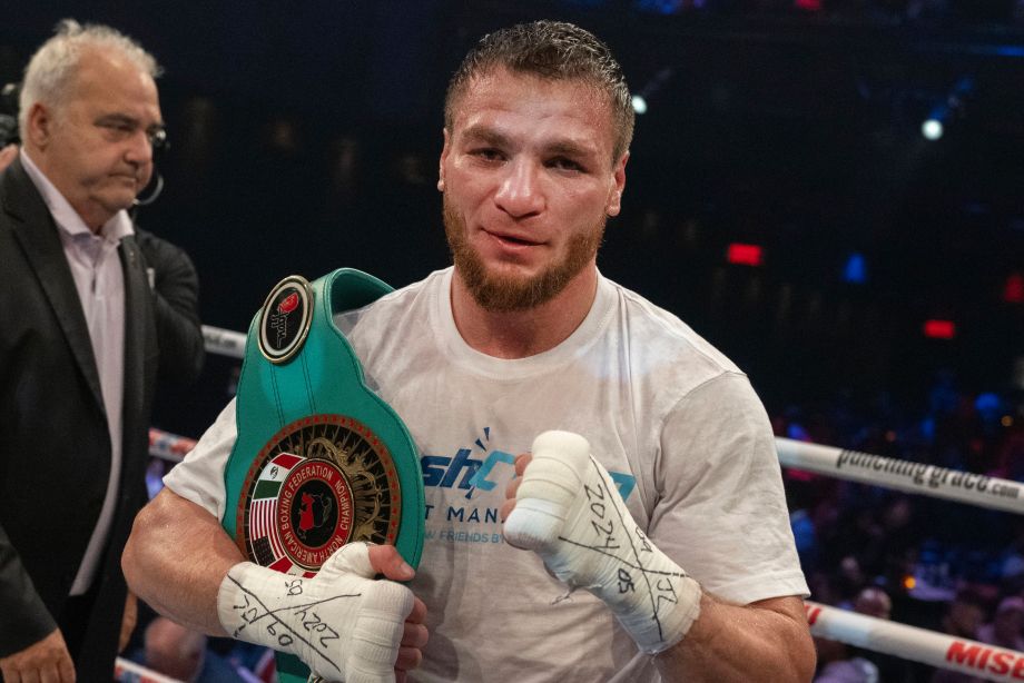 Имам Хатаев