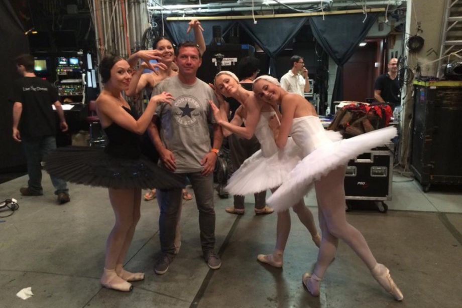 Георгий Черданцев и балерины