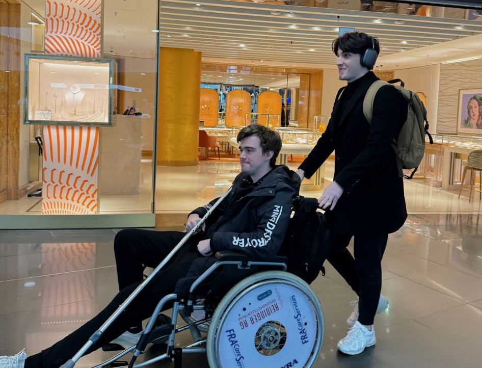 Капитан Team Spirit Мипошка травмировал ногу перед турниром в Бирмингеме Капитан Team Spirit Мипошка травмировал ногу перед турниром в Бирмингеме