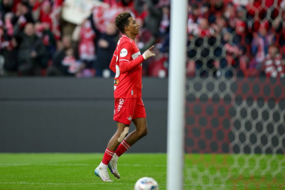 Жедсон Фернандеш