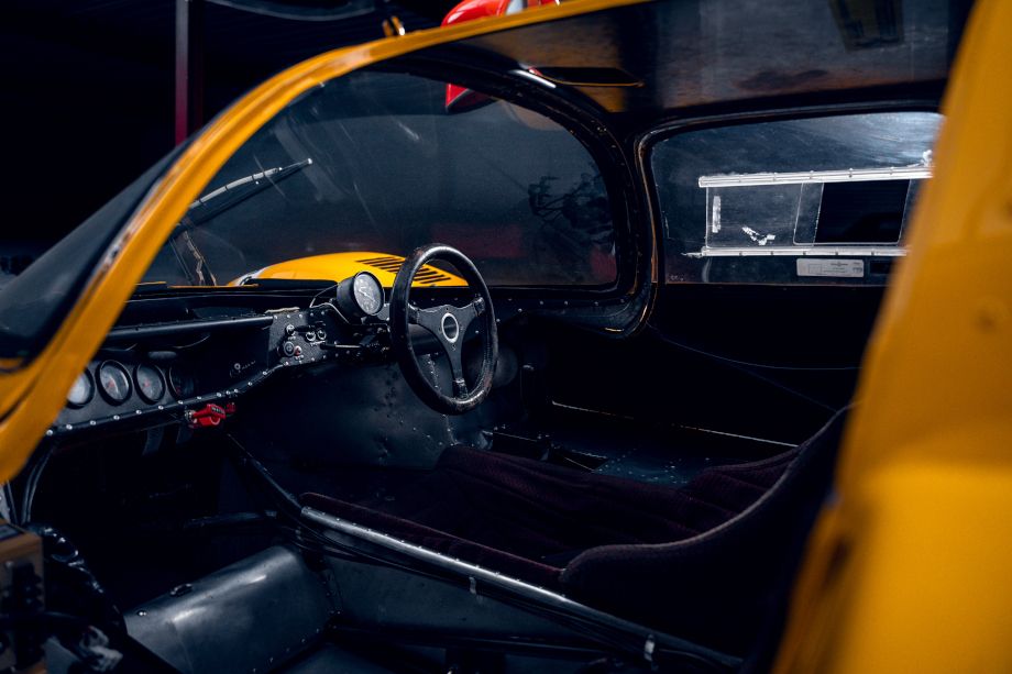 Кокпит Ferrari 512 M Кокпит Ferrari 512 M