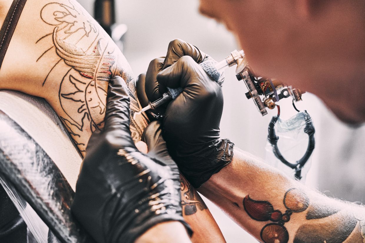 Кому нельзя делать татуировки, какие тату опасны и почему: инструкция и лайфхаки для бодибилдеров