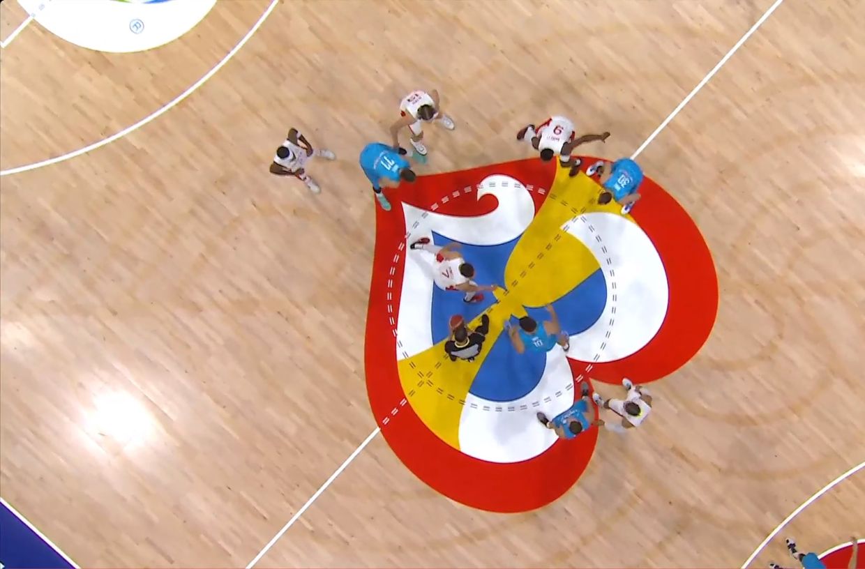 Стартовое вбрасывание