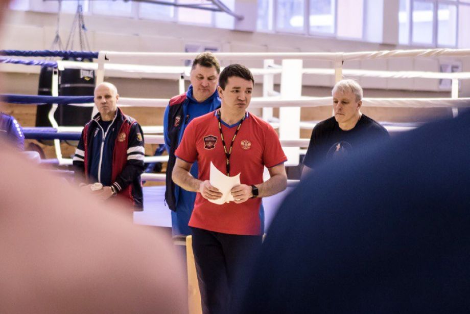 Итоги чемпионата мира по боксу, золотые медали россиян, интервью с тренером по боксу