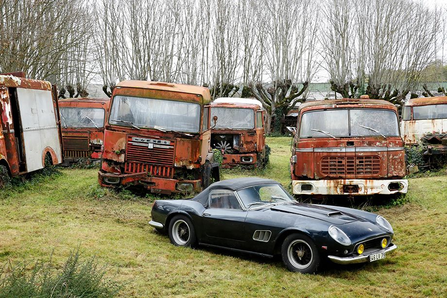 250 GT California Spyder SWB в музее Роже Байона 250 GT California Spyder SWB в музее Роже Байона