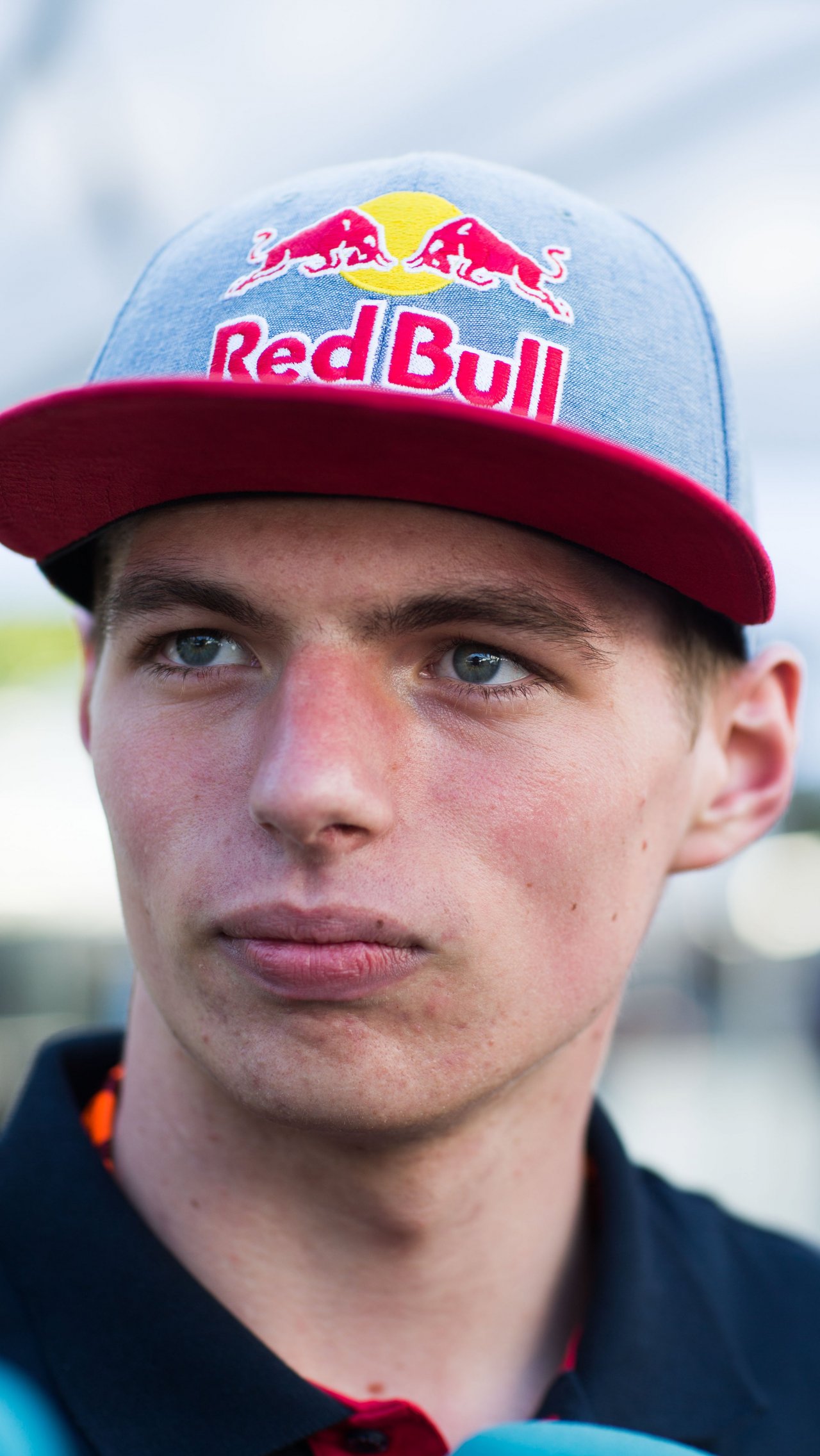 На момент дебюта в Формуле-1 у Ферстаппена не было водительских прав: таким юнцам их в Нидерландах не выдают.
