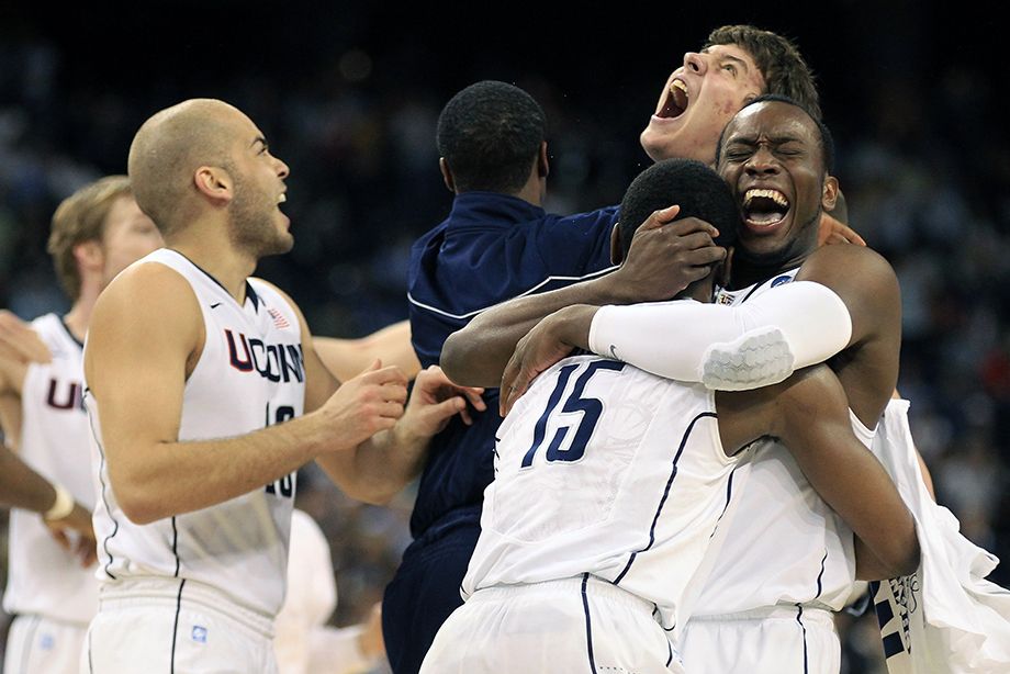 Коннектикут побеждает в финале NCAA 2011 года