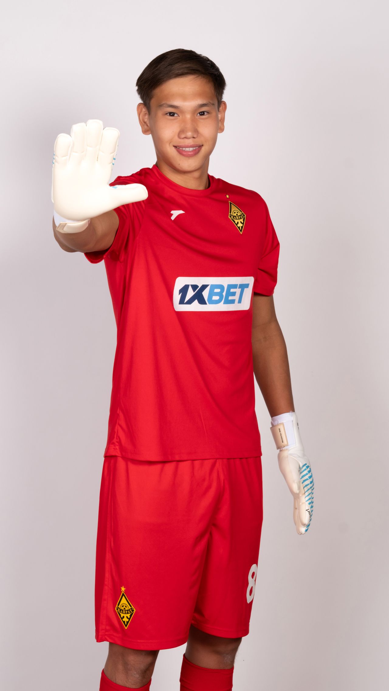 Қорқынышты әдемі киска Минусинскідегі секс